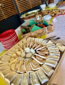 Assiette de fromages, buffet